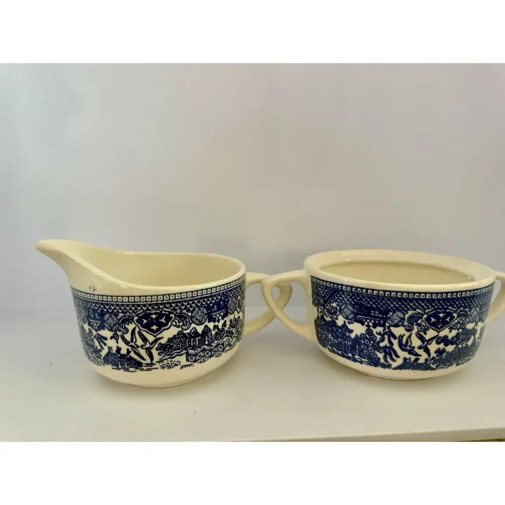 Blue Willow vintage cream